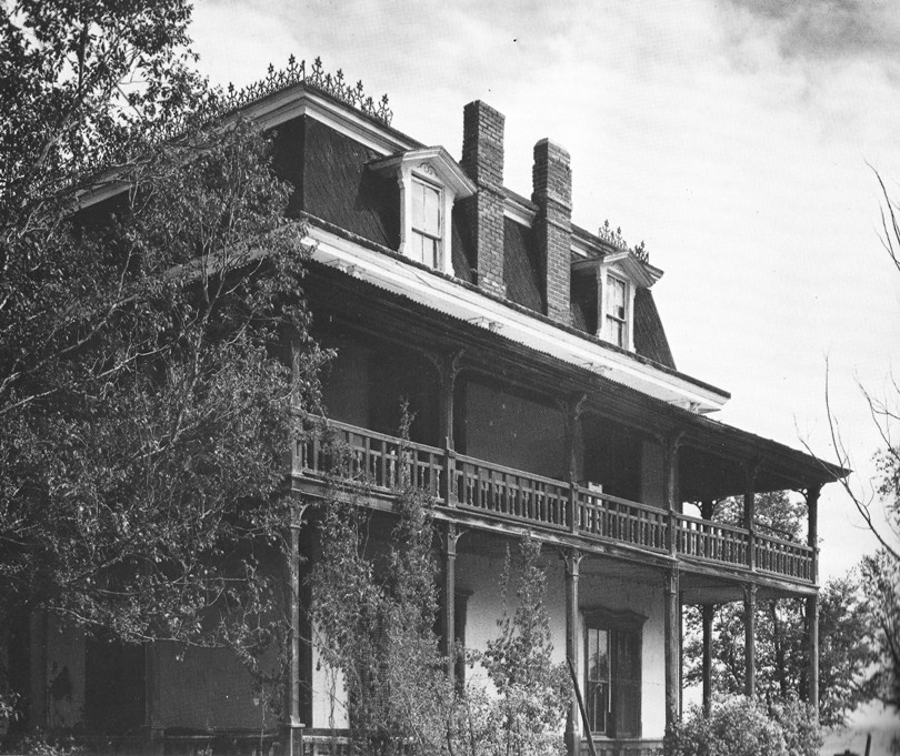 July 4 illustration.Mills house